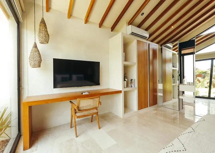 Batu Bingin Villa *