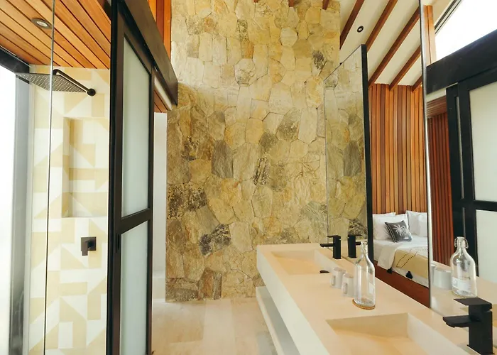 Batu Bingin Uluwatu